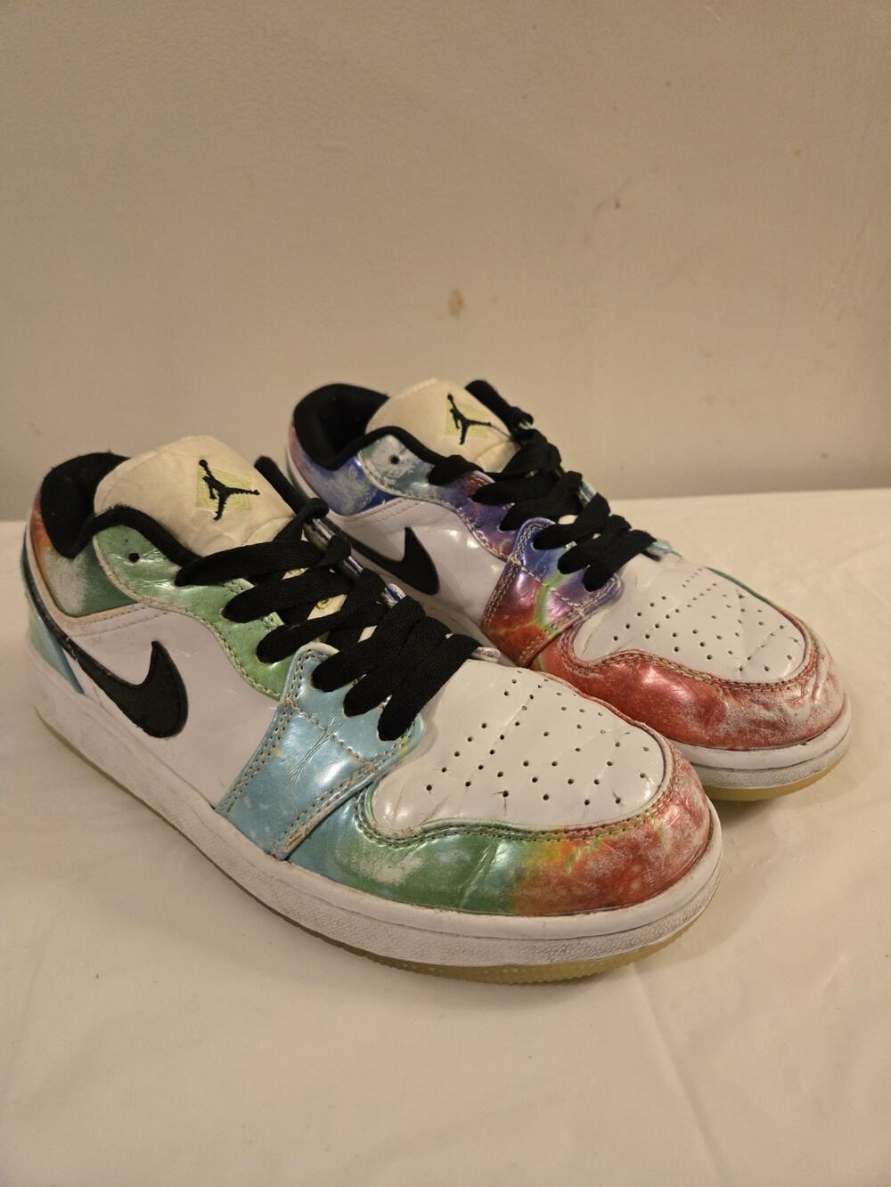 Air Jordan 1 Low Galaxy Womens Size 7
